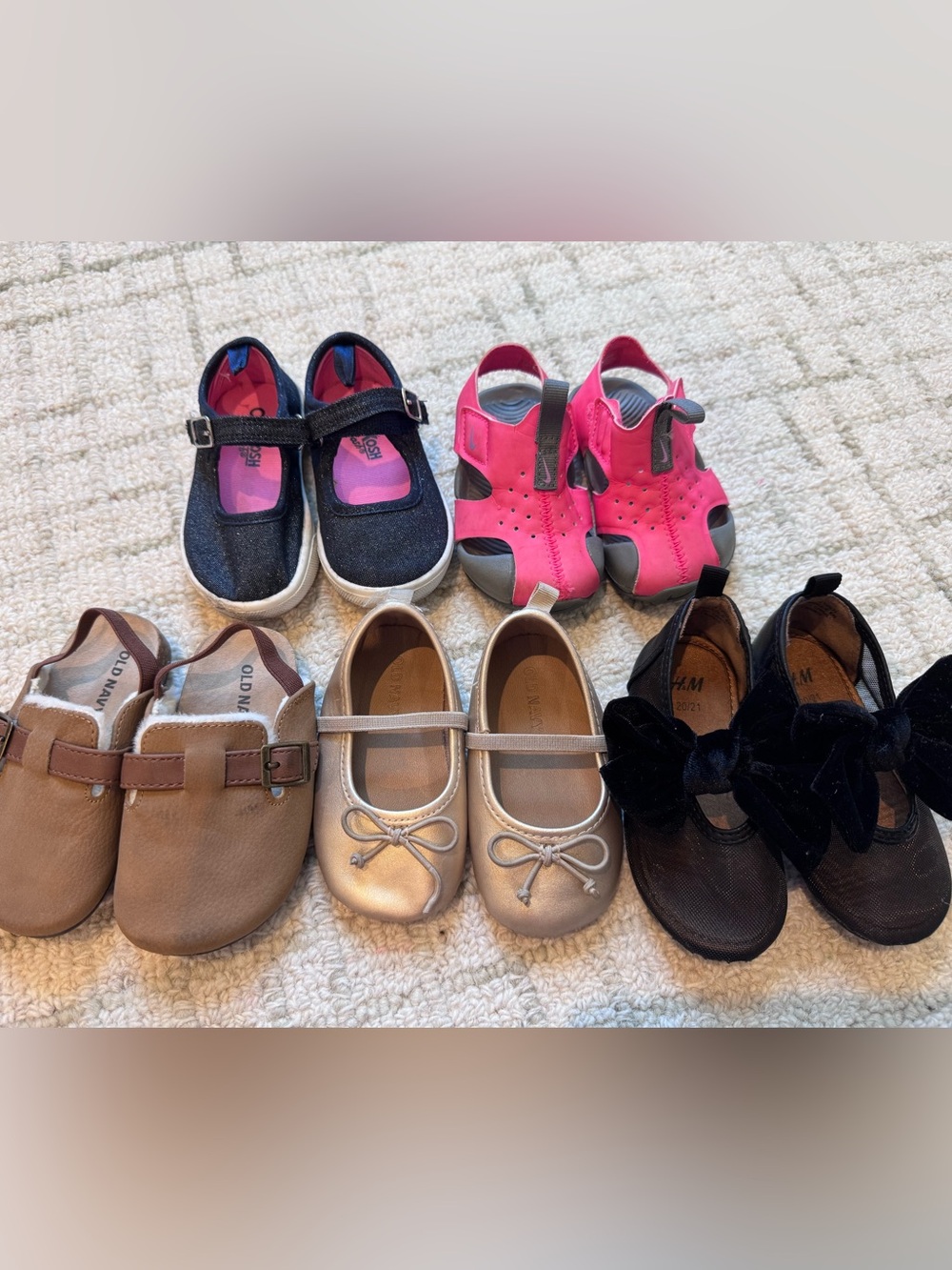H&M NIKE Old navy SHOES 4-5 size BUNDLE